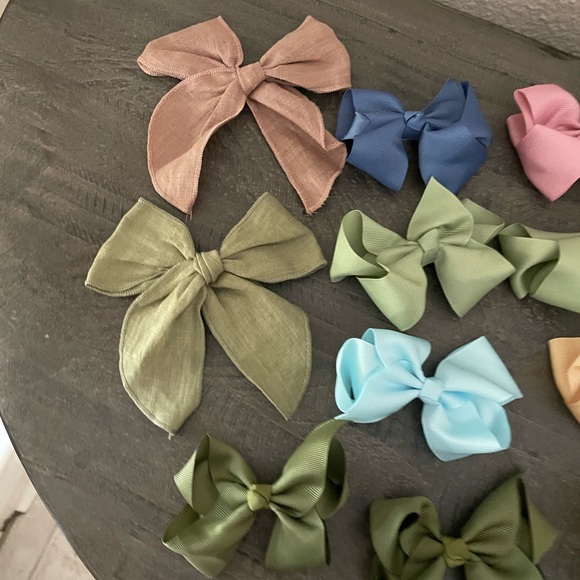 Assorted Color Bow Set for Kids - Picture 2 of 6